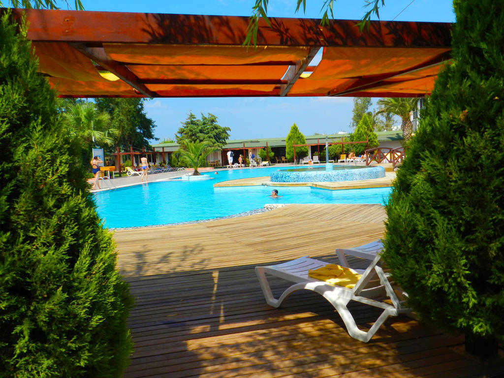 Grand Hotel Temizel Ayvalik Bagian luar foto